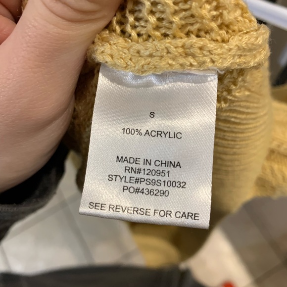 💘2 for $20💘 Boho Cable Knit Tank Top - Picture 4 of 5